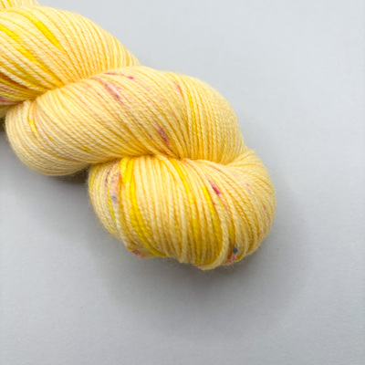 Pastel Yellow - Imagen 3